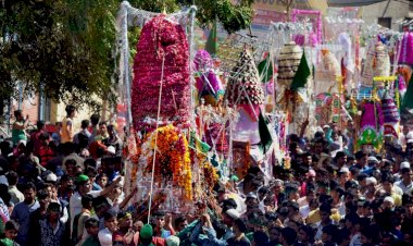 मुहर्रम में जुलूस निकालने की इजाज़त देने से SC का इंकार