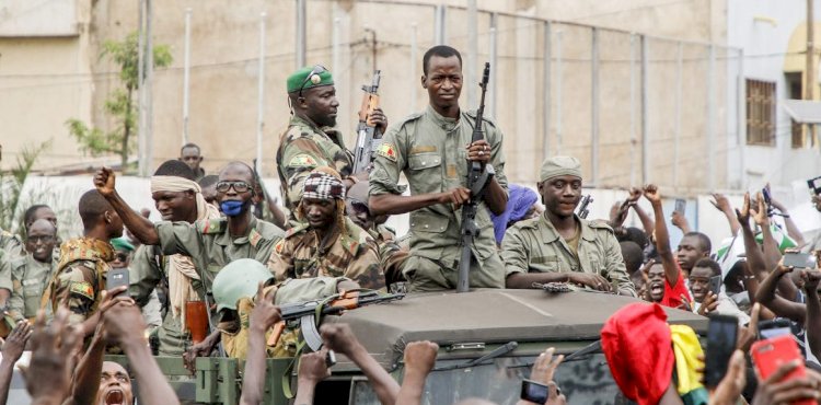 पश्चिम अफ्रीकी देश माली में विद्रोही सैनिकों का कब्‍जा, राष्ट्रपति और प्रधानमंत्री को बनाया बंदी
