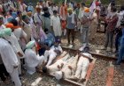 पंजाब में कृषि बिल के विरोध में सड़कों पर उतरे किसान,  'रेल रोको' आंदोलन जारी 