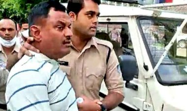 कानपुर के पुलिस स्टेशन में घूम रहा है विकास दुबे का 'भूत' ! हो रही है पूजा, जानिए क्या है सच्चाई