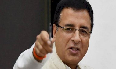 देश की गिरती इकोनॉमी पर  कांग्रेस का हमला, वित्त मंत्री खुद दें इस्तीफा या फिर...