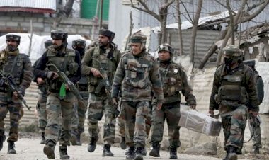 #JammuKashmir: बारामूला में सुरक्षाबलों और आतंकियों के बीच मुठभेड़, सेना का एक अधिकारी घायल