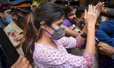 #SushantSinghRajput केस में सबसे बड़ा खुलासा, #RheaChakraborty ने कबूला ये बड़ा सच