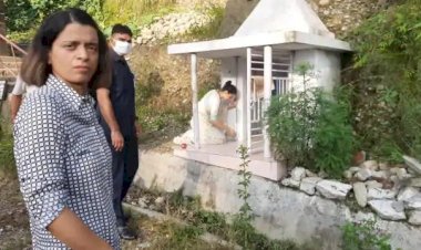 थोड़ी ही देर में मुंबई में धमाकेदार एंट्री करेंगी कंगना, हिमाचल के मंदिर में की पूजा अर्चना, कोरोना रिपोर्ट आई निगेटिव