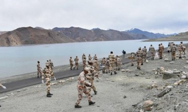 #indiaChinaBorderTension : पैंगोंग की अहम चोटियों भारी संख्या में भारत के सैनिक तैनात, बढ़ गई हलचल