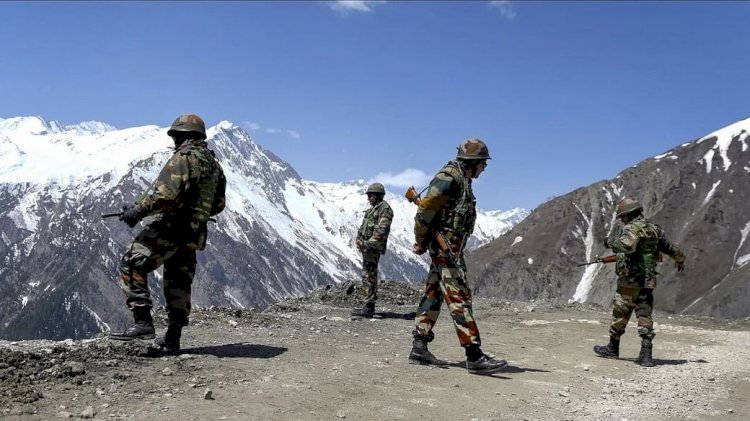 सीमा विवाद के बीच LAC पर फायरिंग, बौखलाए चीन ने भारतीय सेना पर LAC पार करने का लगाया आरोप