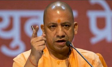 हाथरस गैंगरेप मामले को लेकर सीएम योगी ने तोड़ी चुप्पी, किया बड़ा ऐलान, डीएम पर गिर सकती है गाज