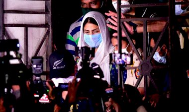 रिया की रिहाई के बाद पत्रकारों को मिली चेतावनी, गाड़ी का पीछा किया तो होगी सबसे बड़ी कार्रवाई