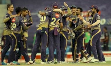 KKR vs KXIP: KKR ने पंजाब को 2 रनों से हराया, अंतिम 2 ओवर में पलटा  मैच