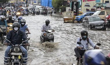 तेलंगाना और महाराष्ट्र में भारी बारिश से बुरा हाल,  77 लोगों की हो गई मौत, 5,000 करोड़ रुपये से अधिक का नुकसान