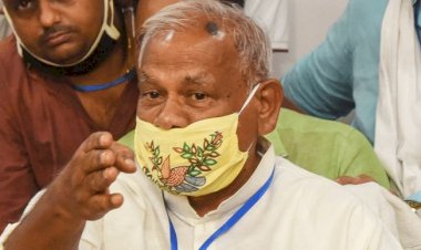 मांझी की पार्टी ने किया दावा- गठबंधन के लिए दूसरे दलों से आ रहे फोन, पर नहीं छोड़ेंगे NDA का साथ      