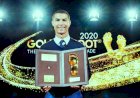 Ronaldo को मिला गोल्डन फुट अवाॅर्ड , 59 साल पुराने रिकॉर्ड की बराबरी की
