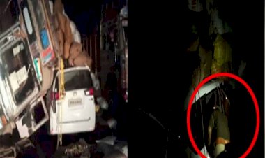 यूपी : चार्ज लेने से पहले बाल-बाल बचे सोनभद्र के नए एसपी, गाड़ी पर पलटा ट्रक