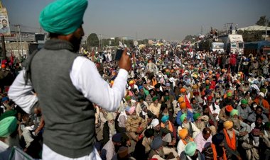 किसानों संग पांचवें दौर की बैठक से पहले प्रधानमंत्री आवास पहुंचे गृह मंत्री, रक्षा मंत्री और कृषि मंत्री