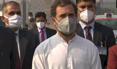 Live Update : राष्ट्रपति से मिल PM मोदी पर भड़के राहुल- ये तो भागवत को भी आतंकी बता दें