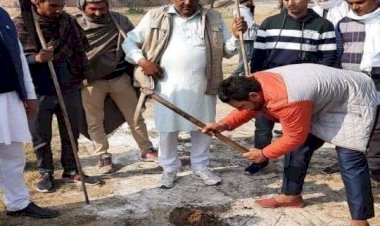 किसानों ने कस्सियों से खोद डाला दुष्यंत चौटाला के आने के लिए बनाया गया हेलिपैड
