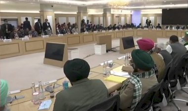 आज भी बेनतीजा खत्म हुई 8वें राउंड की किसान-सरकार वार्ता, कृषि मंत्री बोले- 8 जनवरी को होगी अगली बैठक