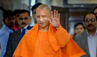 CM योगी बोले- स्वार्थी तत्वों के अफवाहों से बचें और टीकाकरण के लिए अपनी बारी का इंतजार करें