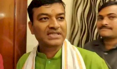 यूपी के मंत्री ने ममता बनर्जी पर दिया विवादित बयान, कहा-इस्लामिक आतंकवादियों के इशारे पर कर रही हैं काम