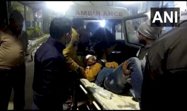 West Bengal: कोहरे के कारण भीषण हादसा,  भिड़ीं कई गाड़ियां, 13 लोगों की मौत