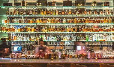 घर में बार बनाने या शराब रखने के लिए यूपी में बना ये नया नियम