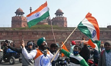 tractor Rally Violence : किसान नेता ने मांगी माफी, कहा- गणतंत्र दिवस के दिन जो हुआ वो शर्मनाक हुआ और हम शर्मिंदा है