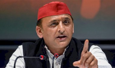 सिंघु-गाजीपुर बॉर्डर पर कीलबंदी, अखिलेश ने शायराना अंदाज में BJP पर कसा तंज