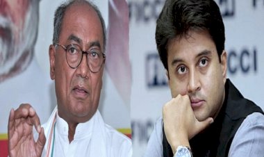 राज्यसभा में दिखी ऐसी जुगलबंदी, दिग्विजय सिंह ने ज्योतिरादित्य सिंधिया को दिया 'आशीर्वाद' तो खेमों के सदस्य नहीं रोक पाए अपनी हंसी