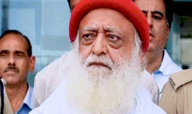 Police की आंखों में धूल झोंक कर CCU में आसाराम से मिलने पहुंची ‘चेली’,  जानिए फिर क्या हुआ?