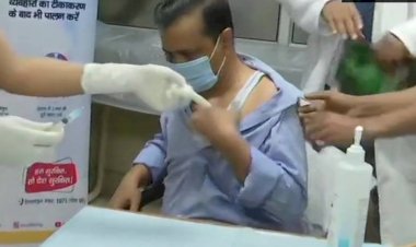 Corona vaccination 2.0 : माता पिता के संग दिल्ली CM अरविंद केजरीवाल ने लगवाई वैक्सीन, कही ये बड़ी बात..