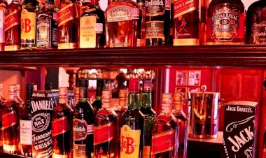 राजस्थान के इस गांव में शराब के ठेके लिए मची होड़, शराब के ठेके के लिए लगी 5 अरब 10 करोड़ की बोली