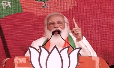 ममता पर PM मोदी का वार, बोले-  ममता की स्कूटी का नंदीग्राम से गिरना तय