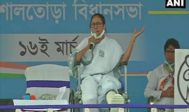 ममता की चुनावी रैली, अमित शाह पर साधा निशाना, किया दावा- शाह चुनाव आयोग के डेली रूटीन में दखल दे रहे हैं