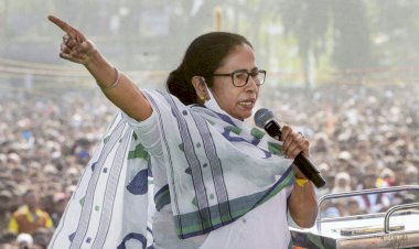 West Bengal Election 2021 : अपने बयानों को लेकर ममता की बढ़ी मुसीबत, चुनाव आयोग ने भेजा नोटिस