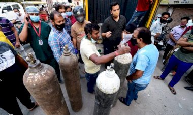 HC का केंद्र को आदेश- दिल्ली को हर हाल में आज 490 MT ऑक्सीजन मिले
