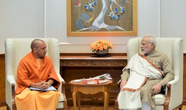 PM Modi से मिलने पहुंचे सीएम योगी, योगी कैबिनेट में हो सकता है बड़ा फेरबदल