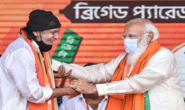 मिथुन चक्रवर्ती बड़ी मुसीबत,पश्चिम बंगाल चुनाव के दौरान विवादित बयान देने के मामले में कोलकाता  पुलिस ने की पूछताछ