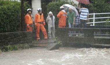 जापान में भारी बारिश से 3 की मौत, 100 से अधिक लोग लापता, बाढ़ की वजह से भूस्खलन जैसे हालात