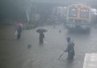 Heavy Rain : इन राज्यों की भारी बारिश से हालात बिगड़े, हजारों परिवार बेघर, मौसम विभाग ने दिया Alert