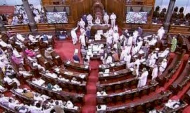 Parliament Monsoon Session : लोकसभा अनिश्चितकाल के लिए स्थगित, राज्यसभा में हंगामें के बीच वेंकैया नायडू का आया बड़ा बयान
