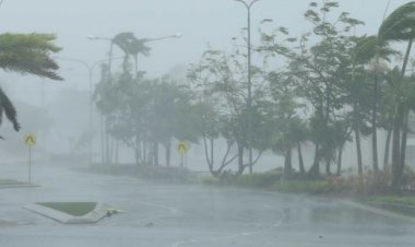 IMD Alert : केरल में हो सकती है भारी बारिश, आरेंज व येलो अलर्ट जारी, जानिए कहां हो सकती है भारी बारिश