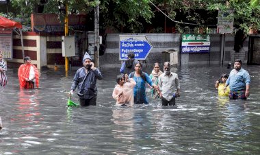 Chennai : छह साल के बाद फिर से बारिश का कहर, मकानों में घुसा पानी, 4 टीमों को किया तैनात