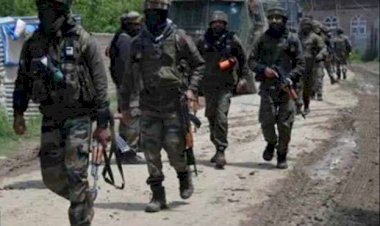 Encounter: कुलगाम में सुरक्षाबलों और आतंकियों के बीच मुठभेड़ जारी, एक आतंकी ढेर