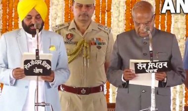 Bhagwant Mann Oath Ceremony: भगवंत मान ने ली सीएम पद की शपथ, चारों ओर पीली पगड़ियों की बाढ़