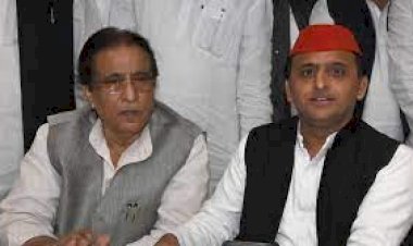 अखिलेश यादव और आजम खान ने दिया लोकसभा की सदस्यता से इस्तीफा