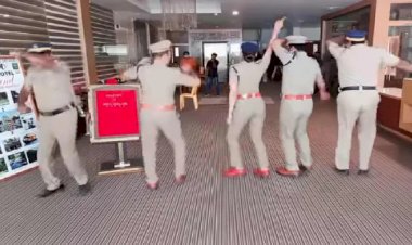 पुलिसवालों पर भी छाया ‘कच्चा बादाम’ का खुमार, Viral Video देख हंसते-हंसते हो जाएंगे लोटपोट