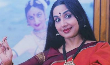 बीच कार्यक्रम में जज कलाम पाशा ने रुकवाया जानी-मानी मोहिनीअट्टम नृत्यांगना नीना प्रसाद का डांस, BJP बोली- ये तालिबानीकरण